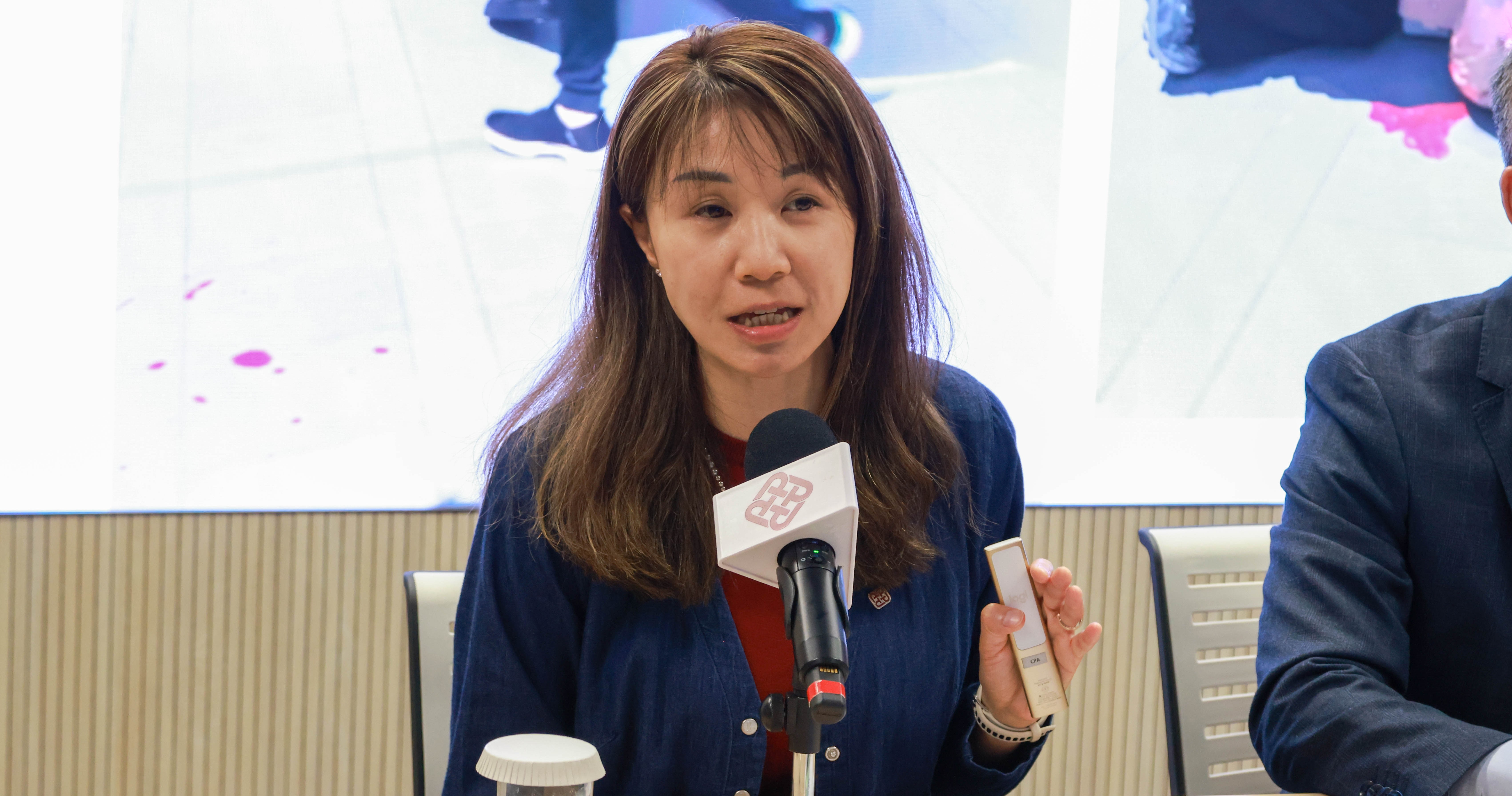 The Hybrid Immersive Virtual Environment CPR (HiVE CPR) Drill, jointly developed by Prof. Shara Lee Wee-yee, Associate Professor of HTI, and a research team of the PolyU Industrial Centre, provides high-quality practical training for 120 students within two hours through small-group station rotations.