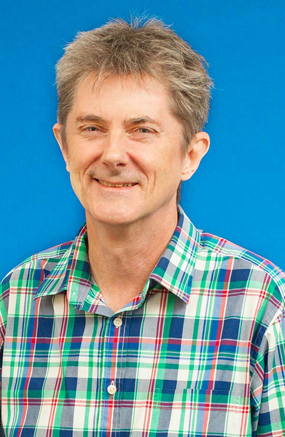 Dr Bruce MORRISON