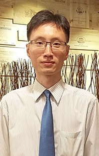 Dr Richard LUI