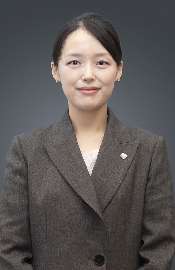 Dr. Eunji Lee