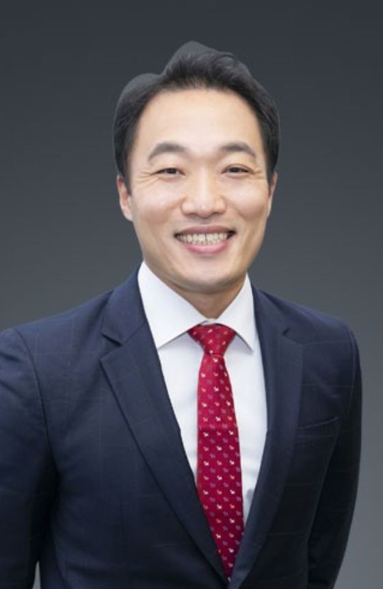 Prof. Shin Seunghun